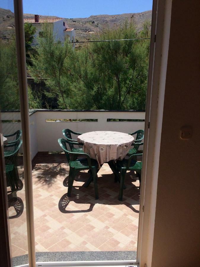 Apartmani Brusel Pag Εξωτερικό φωτογραφία