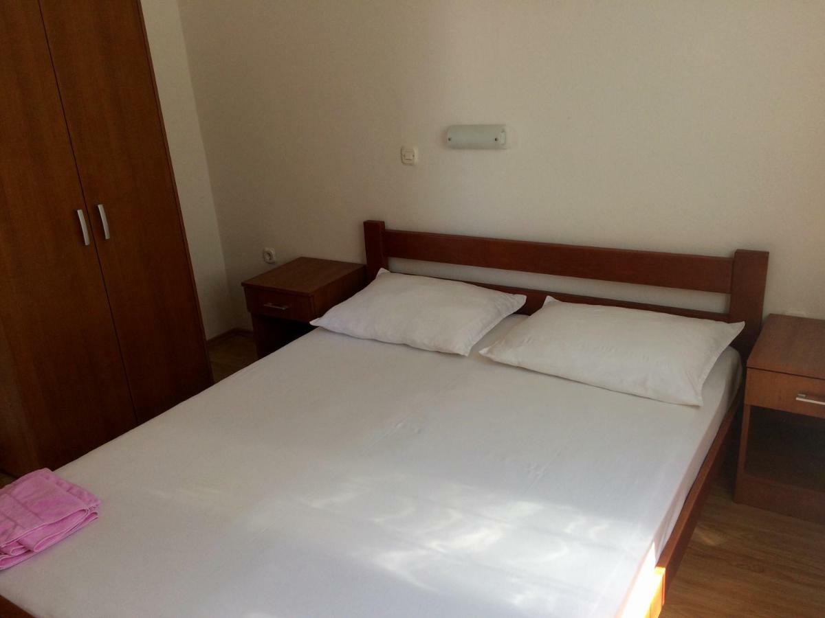 Apartmani Brusel Pag Εξωτερικό φωτογραφία